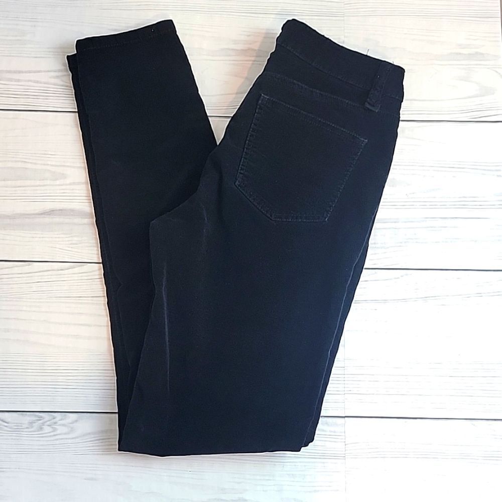 Buffalo David Bitton Marvel mid-rise velvet skinny in black Women's Size 2